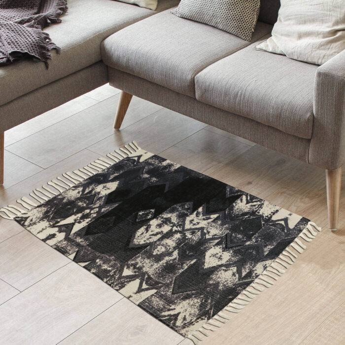 Arrow Hunting Recycled Rug - Image 4