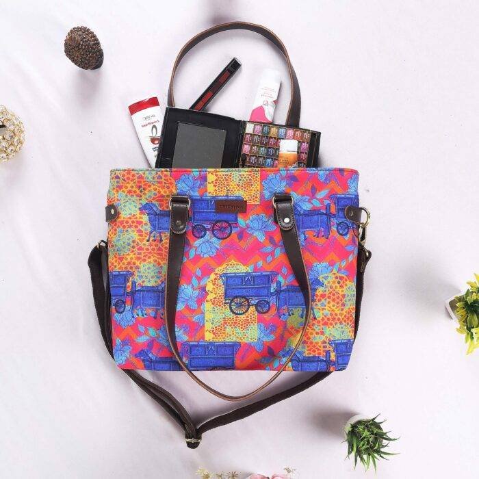 Horse Drawn Carriage Handbag for Women - Image 2