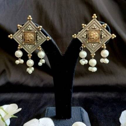 Modern Look Earrings