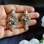 Blissful Aastha Earrings - Image 2