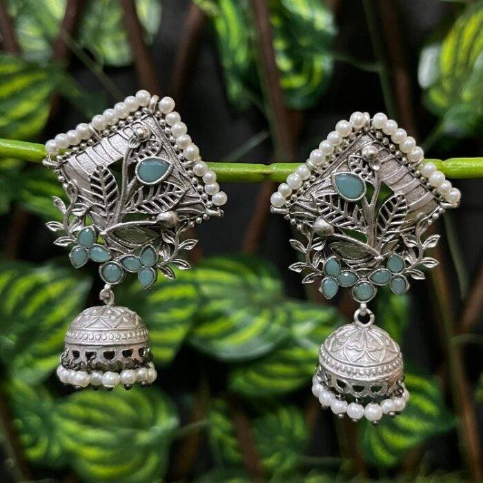 Elegant Simplicity Earrings - Image 2