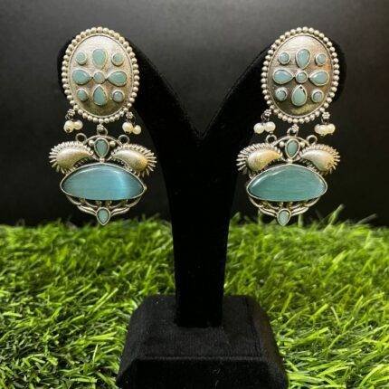 Gleaming Grace Earrings