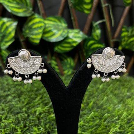 Graceful Gleam Earrings