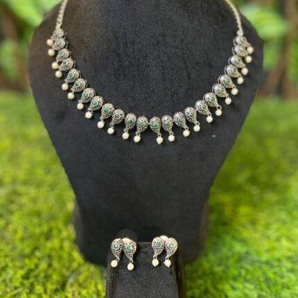 Royal Relic Necklace and Earrings Set