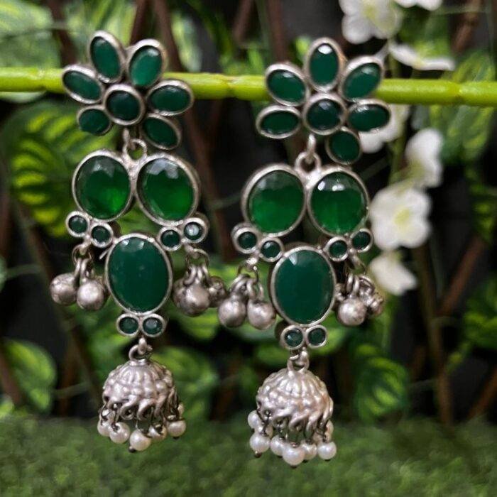 Timeless Beauty Earrings - Image 2