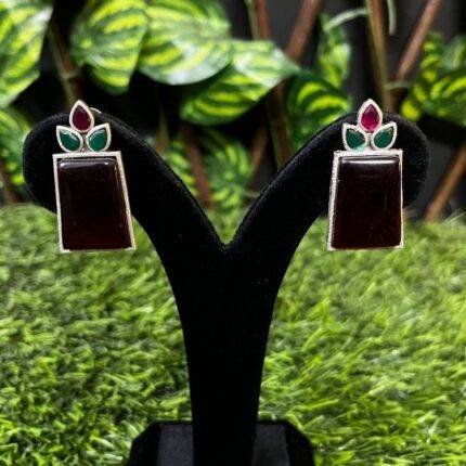 Vintage Vibes Earrings