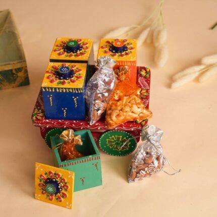 Festive Finesse Packages (10 Pcs)