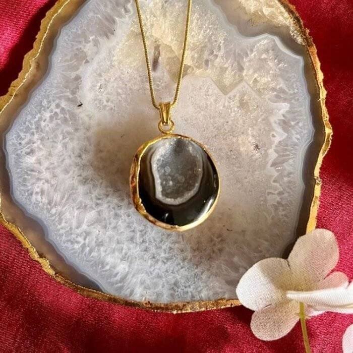 Black Round Druzy Agate Slice Necklace - Image 4