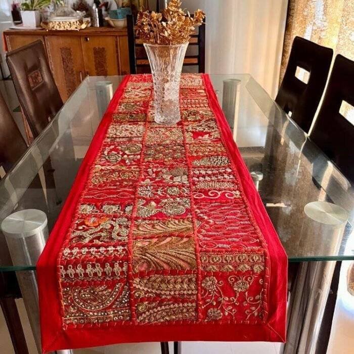 Vintage Charm Table Runner - Image 4
