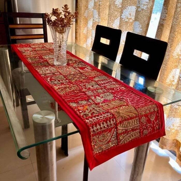 Vintage Charm Table Runner - Image 3