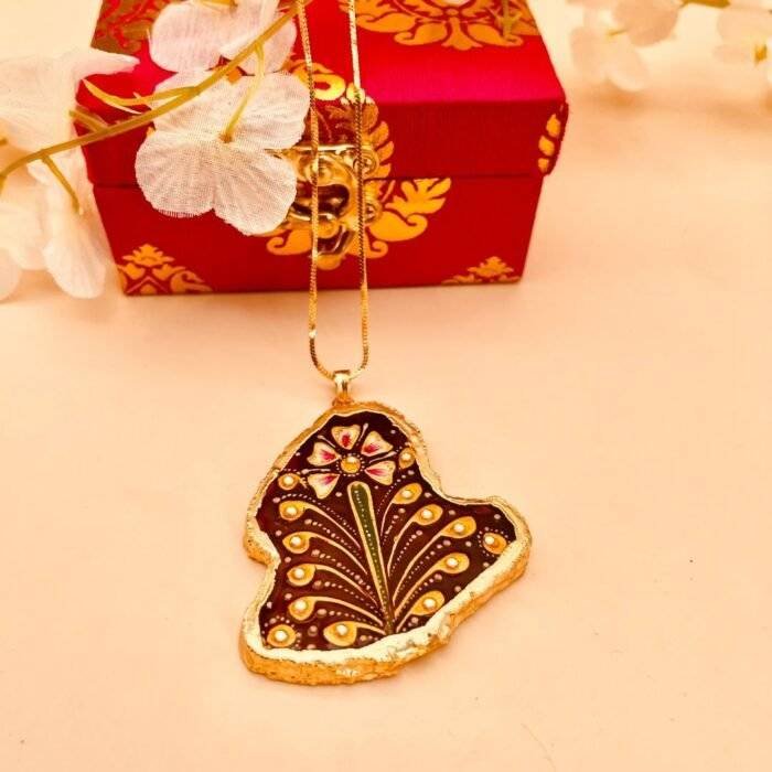 Royal Canvas Meenakari Agate Necklace - Image 2