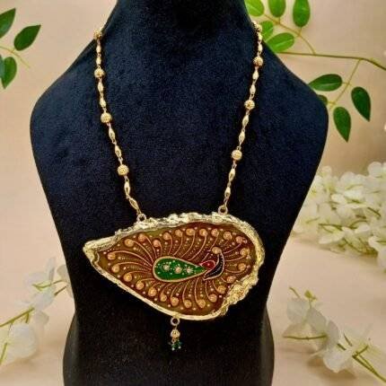 Meenakari Agate Aura Necklace