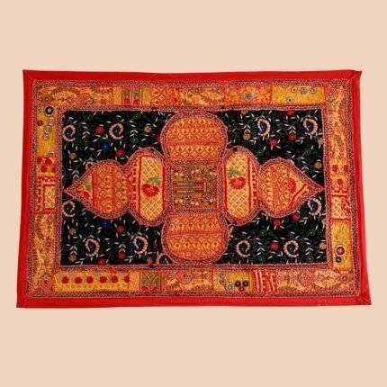 Graceful Traditional Wall Piece