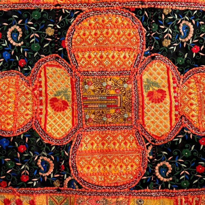 Graceful Traditional Wall Piece - Image 3