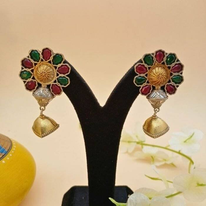 Sunehra Phool Earrings - Image 3