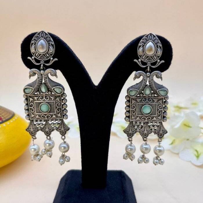 Vintage Look Mint Green Earrings - Image 3