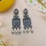 Vintage Look Mint Green Earrings