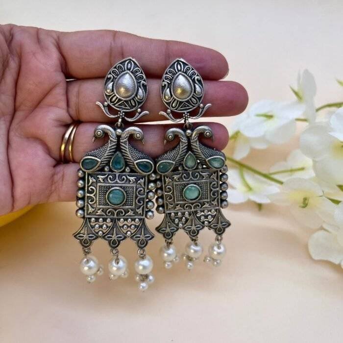 Vintage Look Mint Green Earrings - Image 2