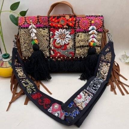 Auraleaf Banjara Bag