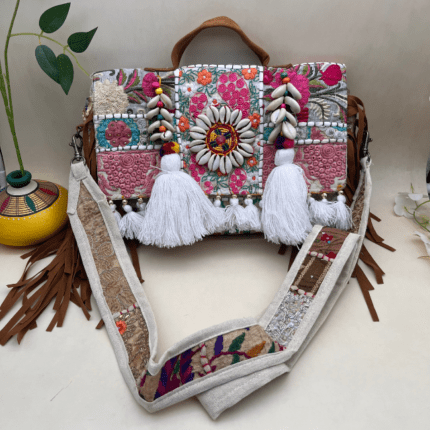 EasyEdge Banjara Bag
