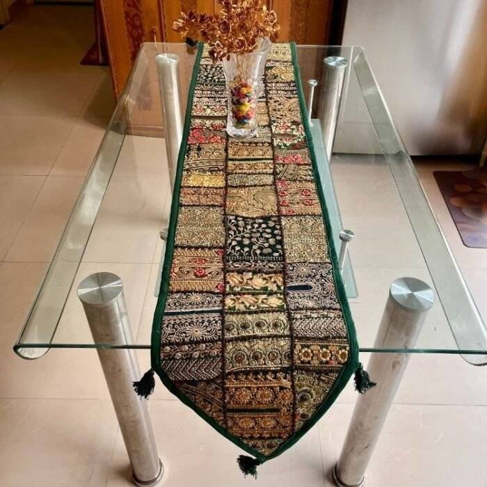 Mirage Table Runner and 6 Mats Set - Image 6