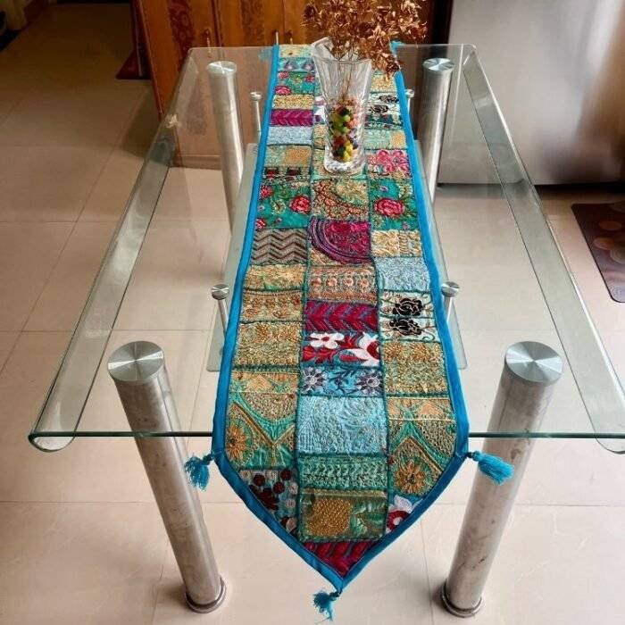 Mosaic Mirage Table Runner and 6 Mats Set - Image 4