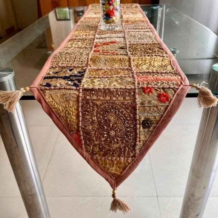 Rajasthani Radiance Table Runner and 6 Mats Set - Image 5
