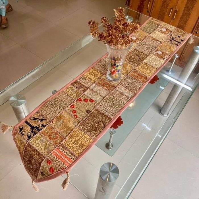 Rajasthani Radiance Table Runner and 6 Mats Set - Image 4