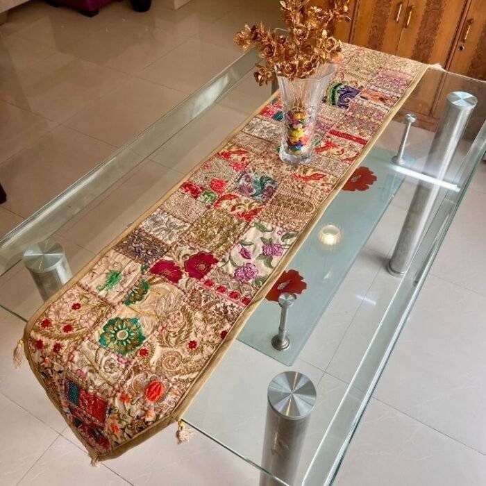 Rajasthani Reverie Table Runner and 6 Mats Set - Image 4