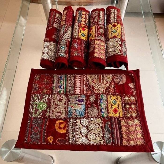 Maroon Table Runner and 6 Mats Set - Image 6