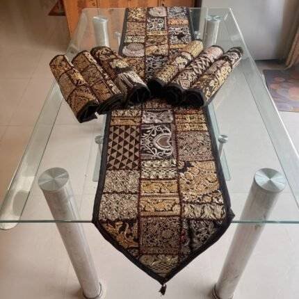 Gold N Black Symphony Table Runner and 6 Mats Set