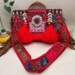 PehnavaTwist Banjara Bag