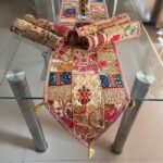 Beige Table Runner and 4 Mats Set