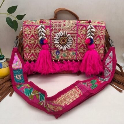 Dhola Dhaga Banjara Bag