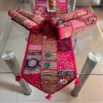 Magenta Table Runner and 4 Mats Set