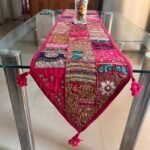Magenta Table Runner and 4 Mats Set - Image 3