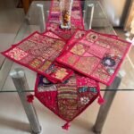 Magenta Table Runner and 4 Mats Set - Image 2