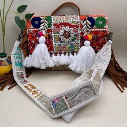 Thar Treasure Isle Banjara Bag