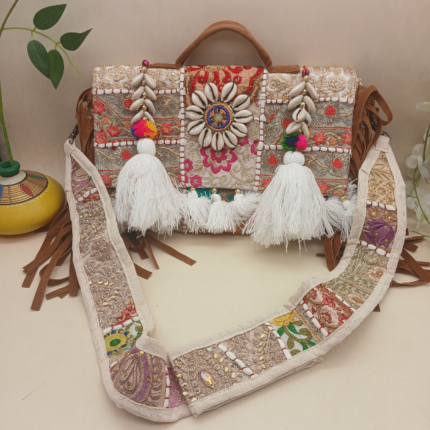 Rajwadi Thread Banjara Bag