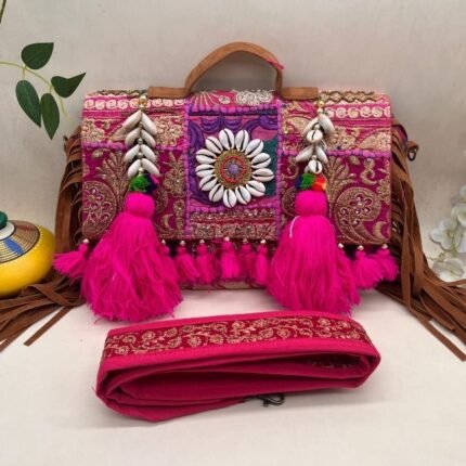Baawari Kahani Banjara Bag