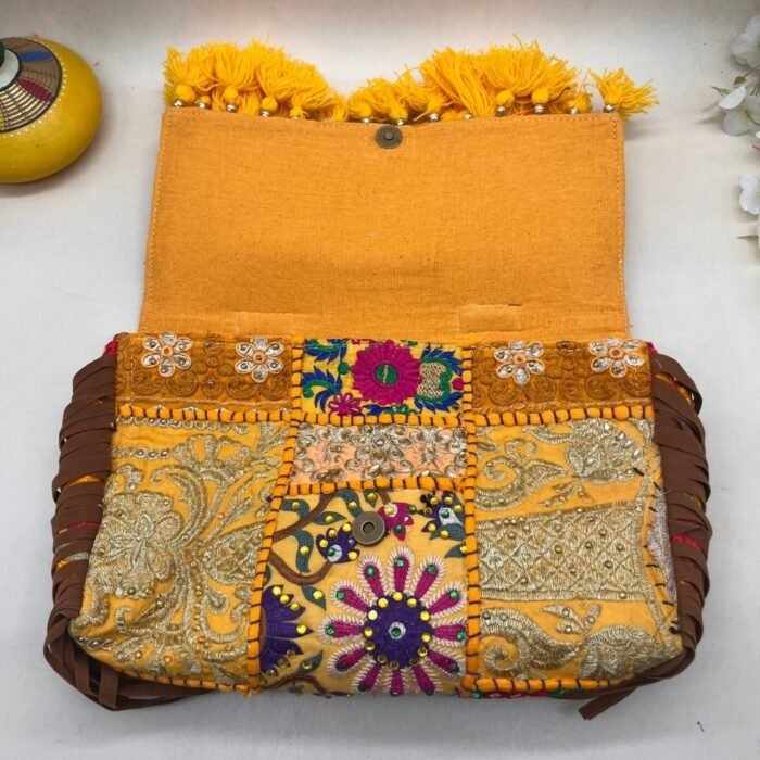 Boho Bariya Banjara Bag - Image 5