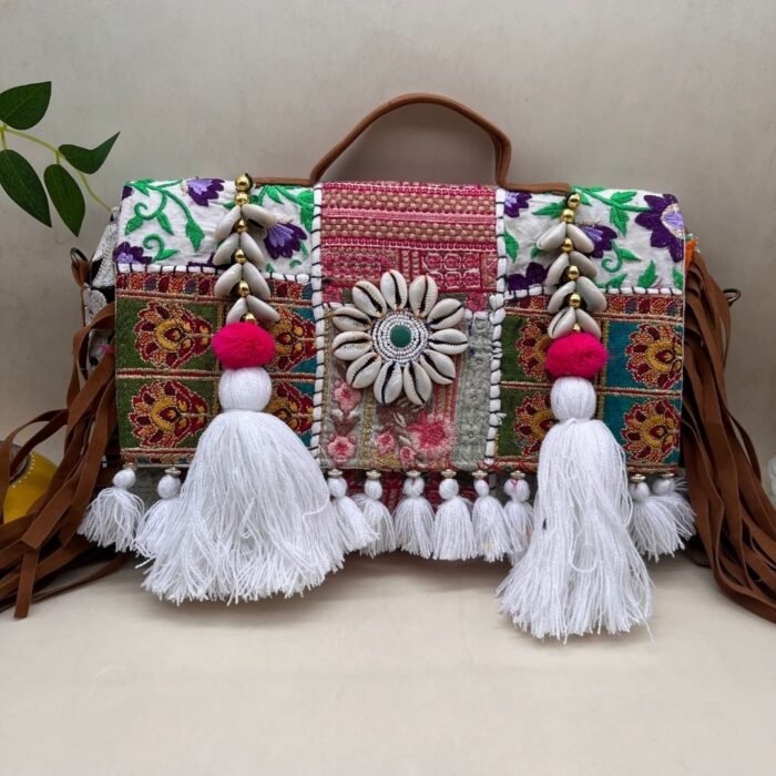 Desert Dreamer Banjara Bag - Image 3