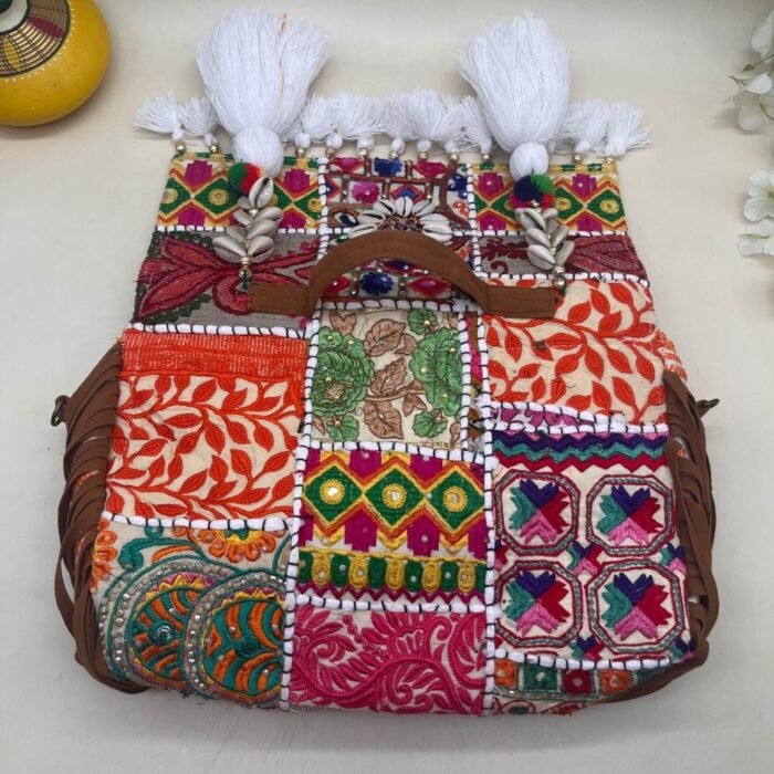 Free Spirit Sling Banjara Bag - Image 4