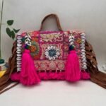 Gulabi Bahar Banjara Bag - Image 3