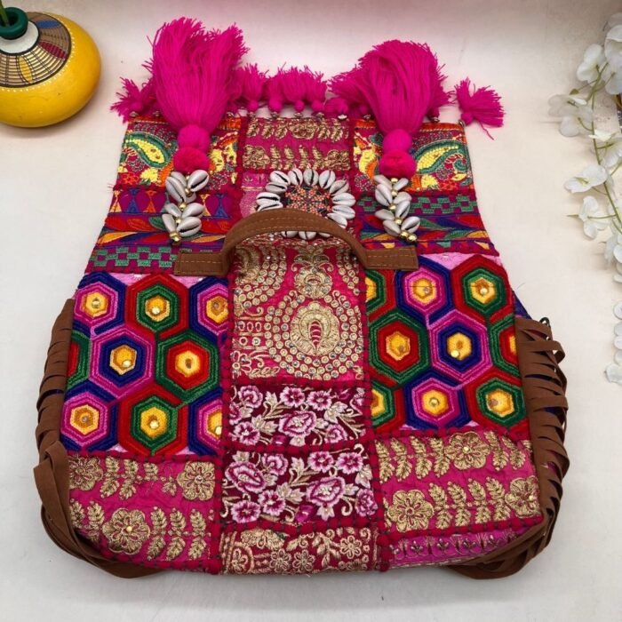 Heritage Haven Banjara Bag - Image 4