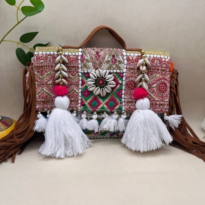 Kumudini Banjara Bag - Image 3