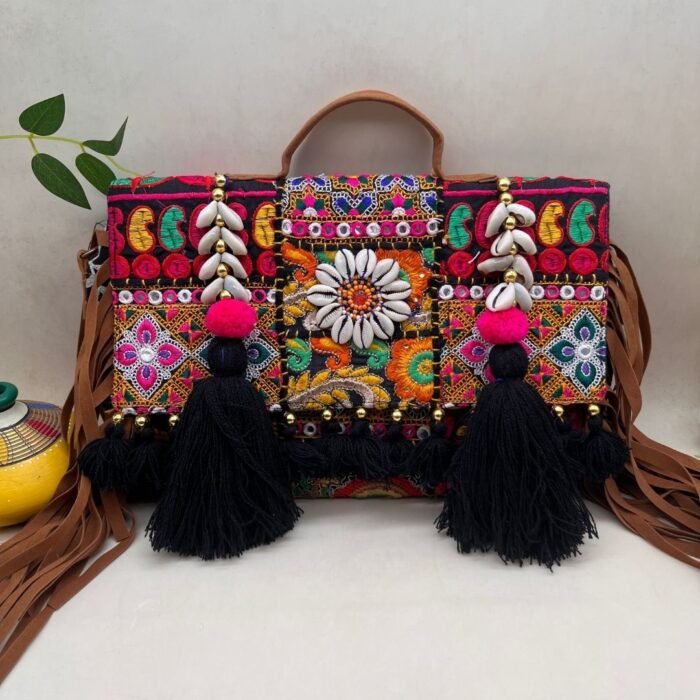 Legacy Loom Banjara Bag - Image 3