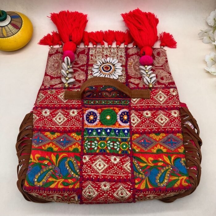 Nomad Nazaara Banjara Bag - Image 4