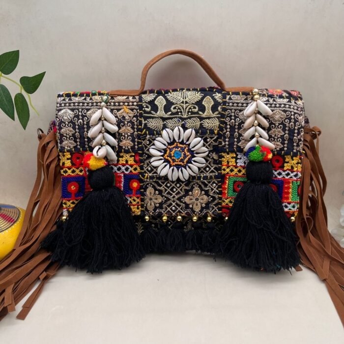 Velvet Dunes Banjara Bag - Image 3