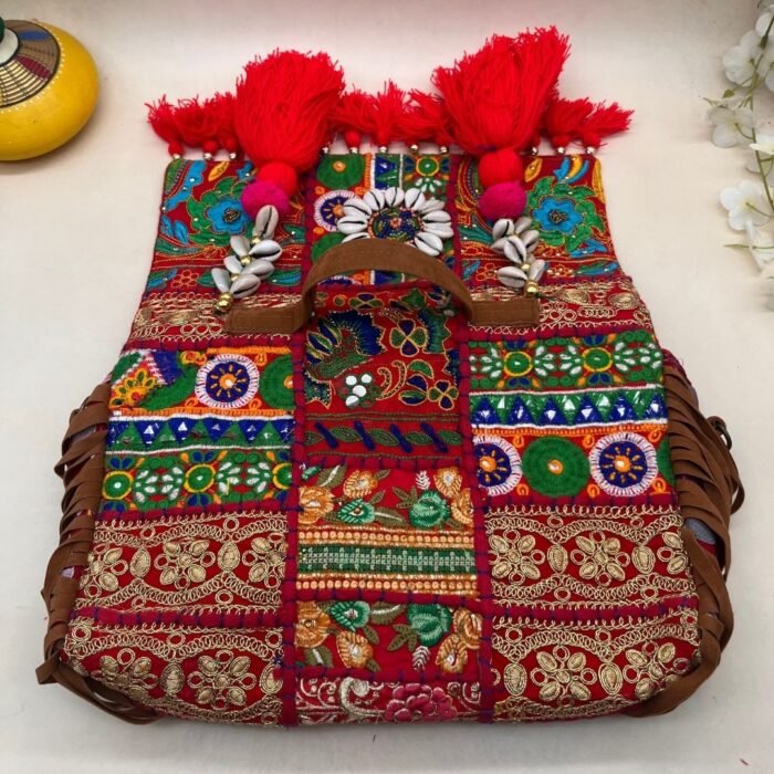 Zari Ziya Banjara Bag - Image 4